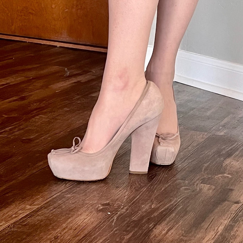 Dior Nude Suede Ballet Heels with Bows and Square Toes